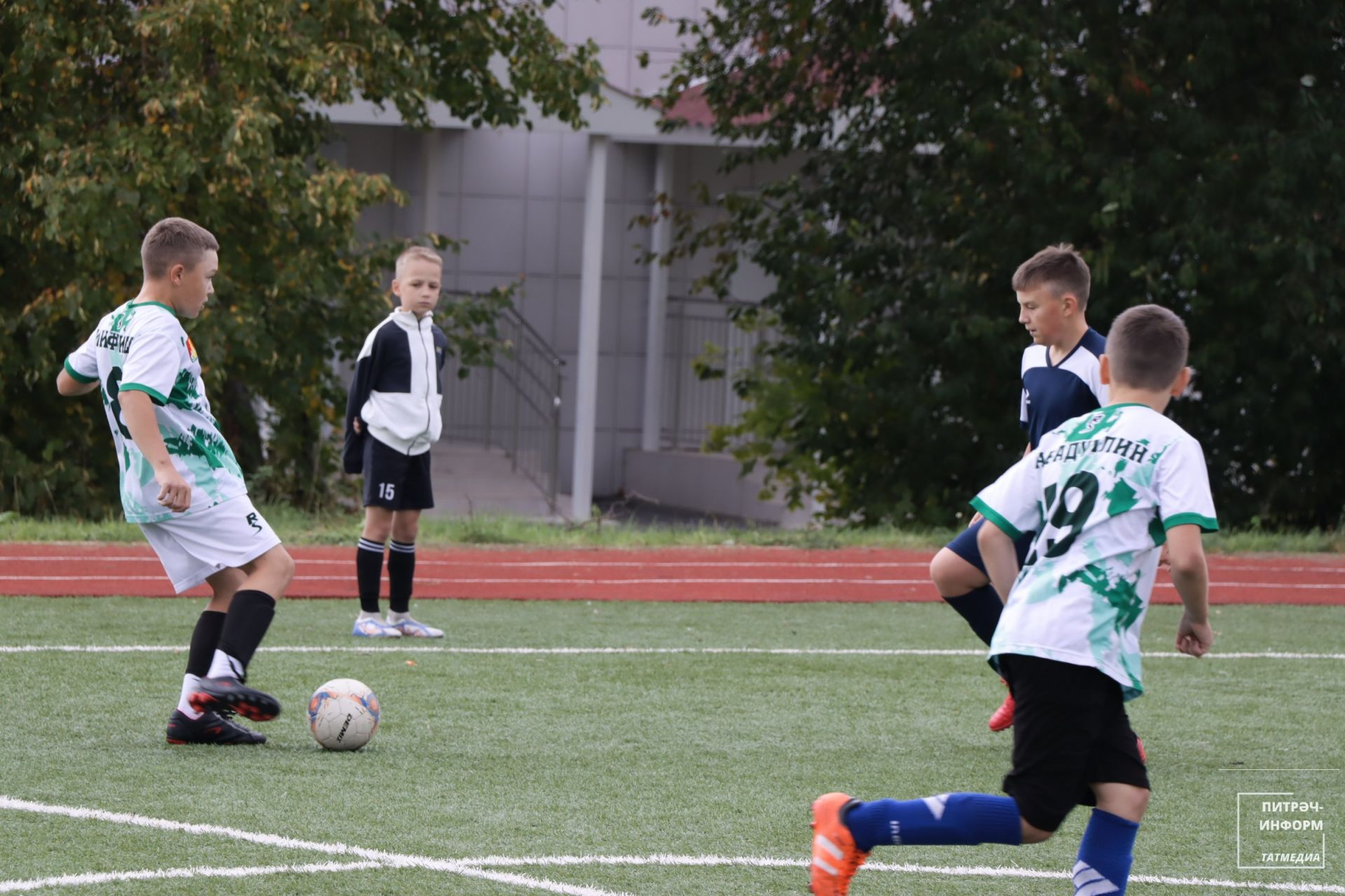 Мини-футбол буенча турнир