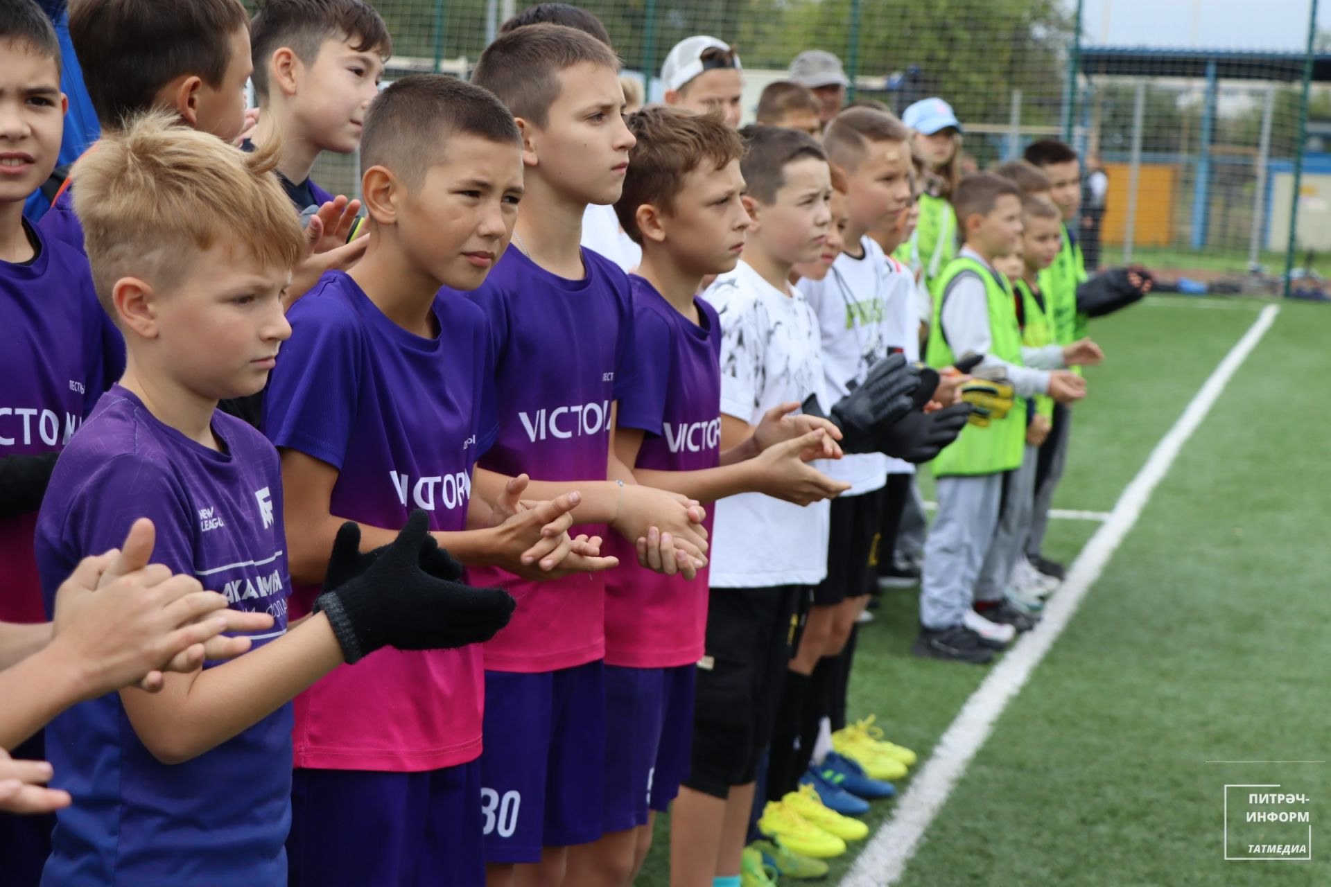 Мини-футбол буенча турнир