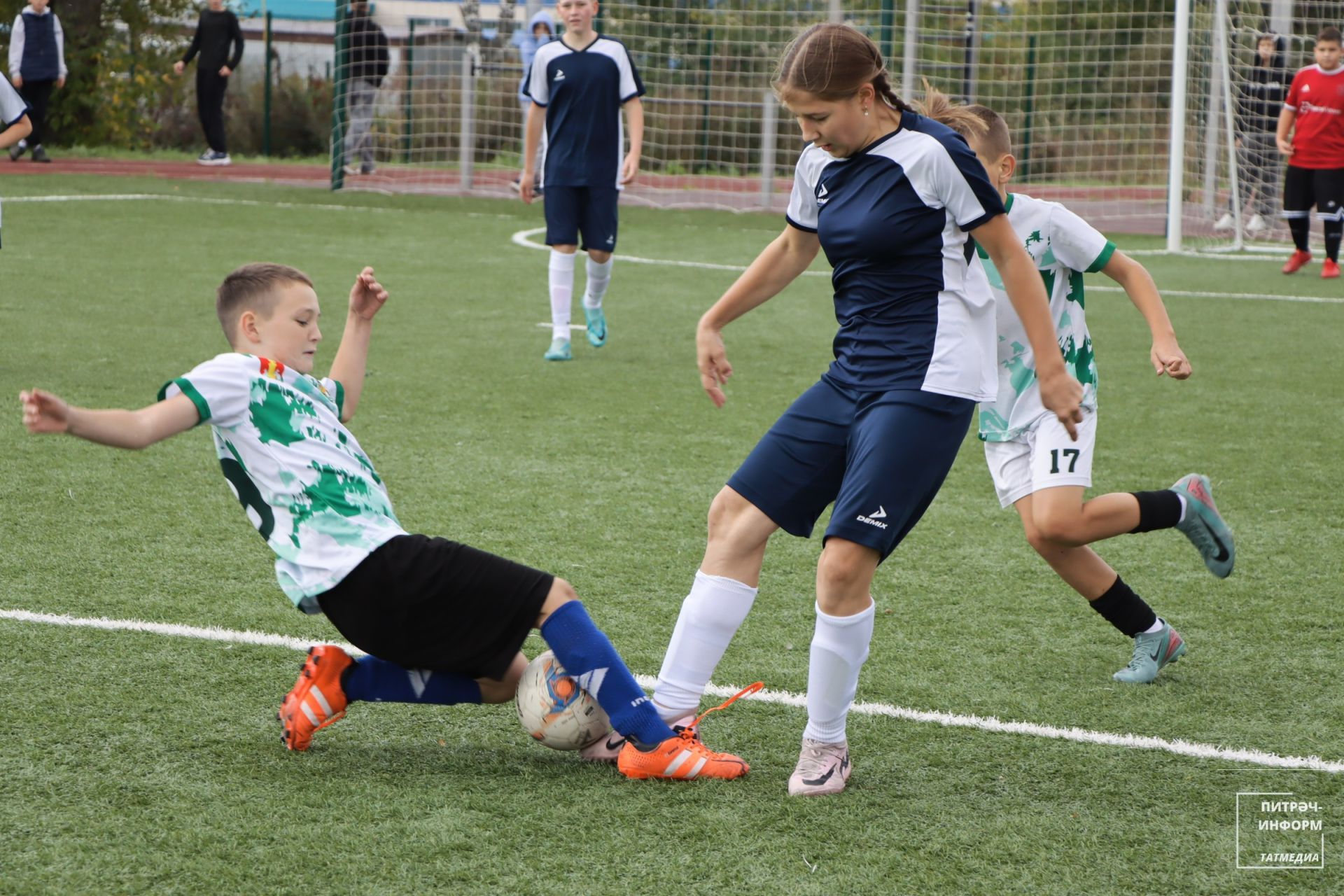 Мини-футбол буенча турнир