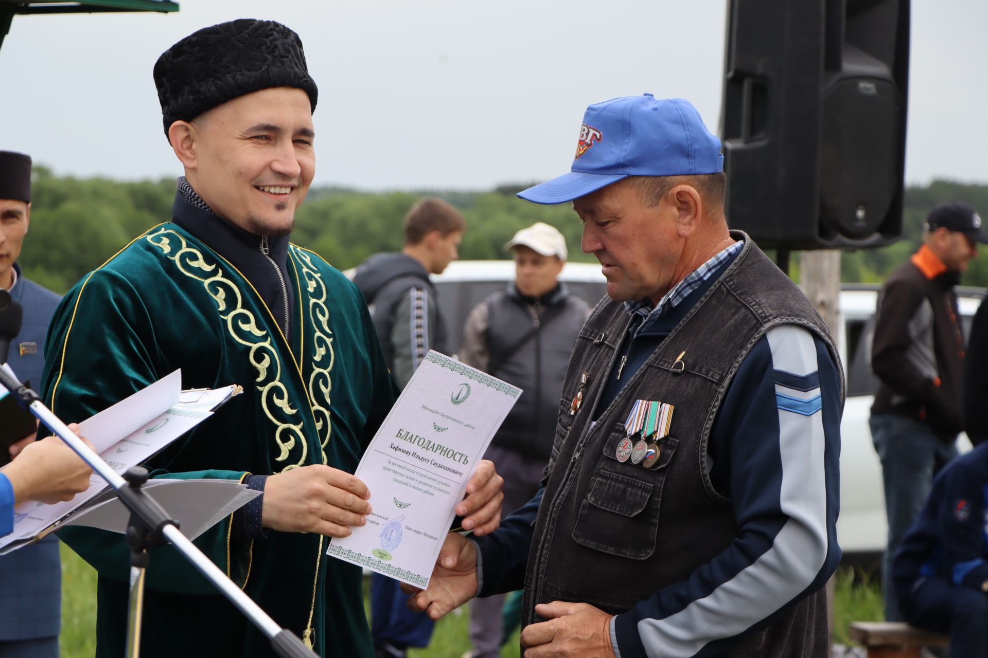Чытыда мөселман балалар Сабантуе