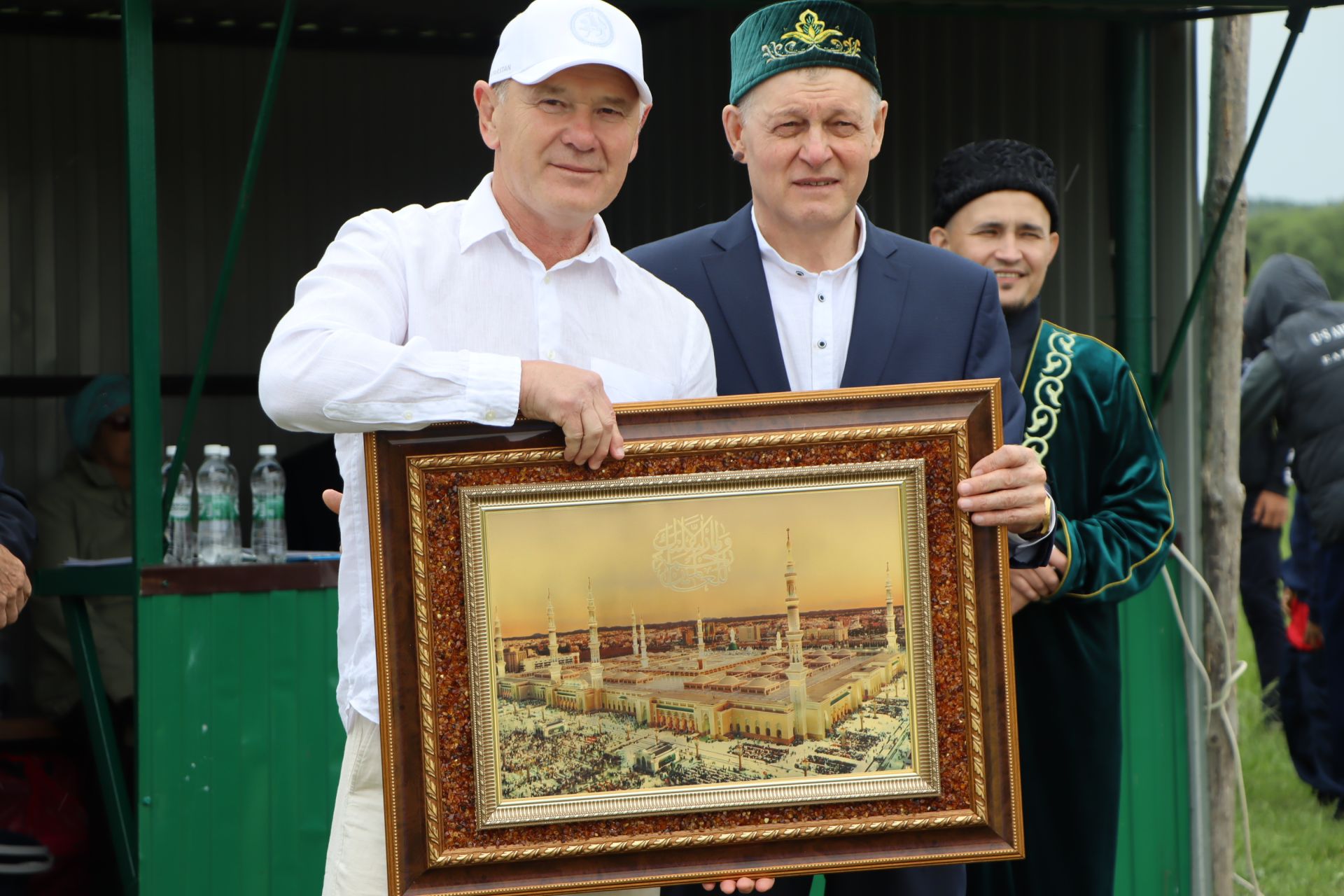 Чытыда мөселман балалар Сабантуе