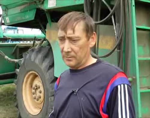 Земледельцы хозяйства “Соя Кулаево” Пестречинского района убирают урожай