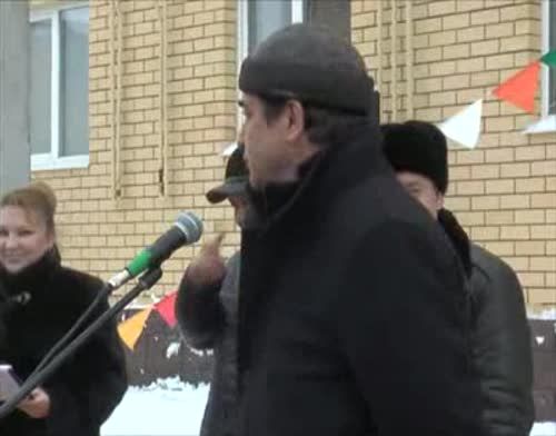 ТРсы Дәүләт Советы рәисе урынбасары питрәчлеләргә яңа фатир ачкычлары тапшырды
