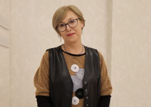 Заместителя главного редактора по телевидению Гульшат Куделькину поздравляем с днем рождения!