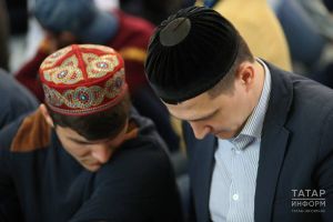 С августа в Татарстане меняется время совершения ночного и утреннего намазов