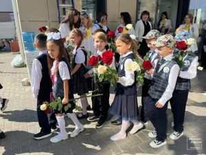 Как записать ребенка в первый класс