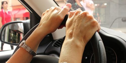 Питрәч автоледиларына штраф салганнар һәм машина йөртү хокукыннан мәхрүм иткәннәр