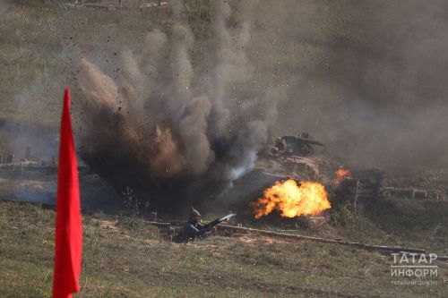 Российские военные применили в зоне СВО новейшую огнеметную систему «Тосочка»