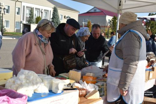 В Пестрецах провели сельхозярмарку
