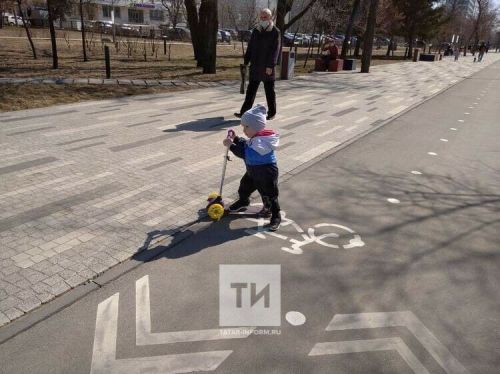 Жителям РТ рассказали о том, что нужно знать, прежде чем встать на электросамокат