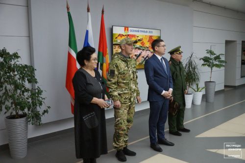 Пестречинских ребят проводили служить в армию