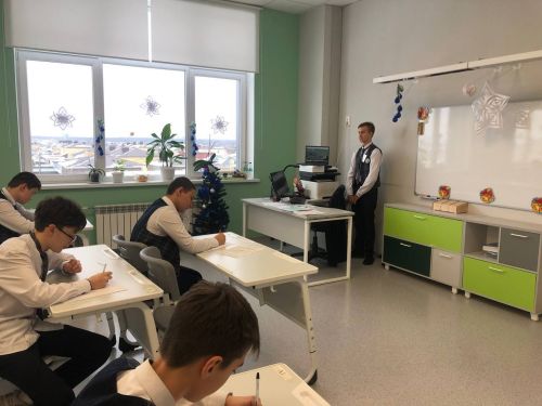 В пестречинских школах прошла региональная акция «Всё решают только знания: разберем со специалистом!»