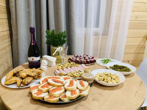 Чем сытным, вкусным и необычным накормить гостей в новогоднюю ночь