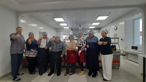Люди с ОВЗ приготовили пиццу на мастер-классе в Пестрецах