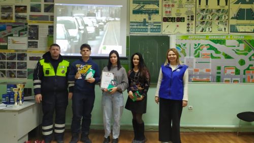 В Пестрецах состоялся конкурс водительского мастерства «Автосессия»