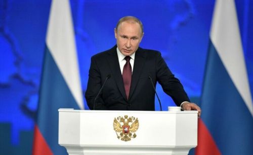 Путин поручил ввести двухнедельный отпуск для участников СВО