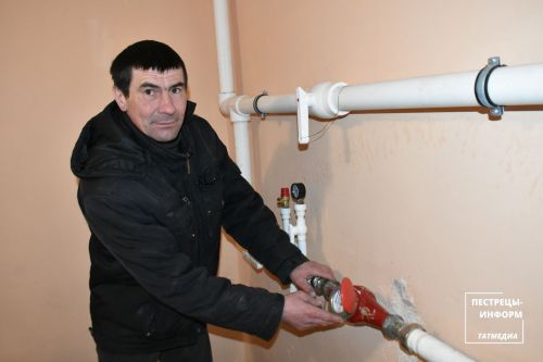 Десять лет Радиф Шагабиев работает слесарем в одной из пестречинских управляющих компаний