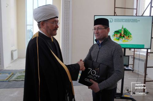 РФ мөселманнары Диния нәзарәте рәисе Питрәч авылындагы мәчеттә булды