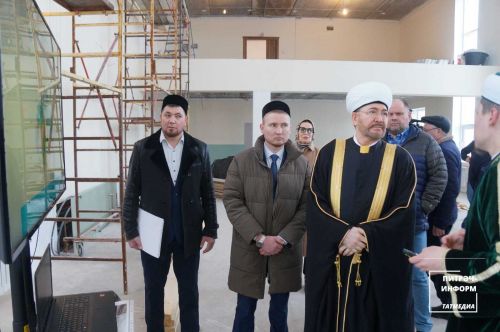 РФ мөселманнары Диния нәзарәте рәисе Питрәч авылындагы мәчеттә булды