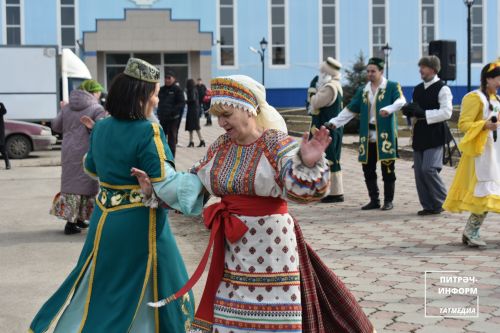 Мартның соңгы көнендә Питрәчтә «Нәүрүз» бәйрәме үтте