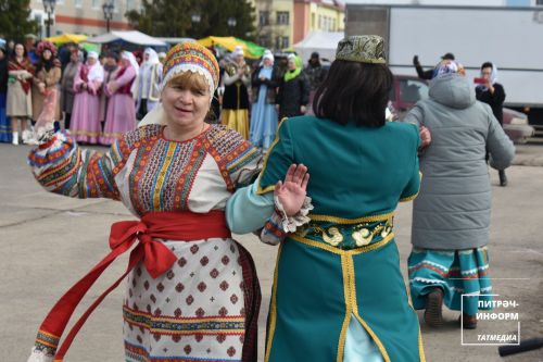 Мартның соңгы көнендә Питрәчтә «Нәүрүз» бәйрәме үтте