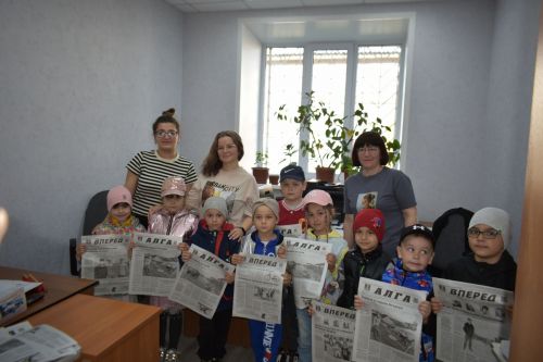 Пестречинские дошколята посетили редакцию