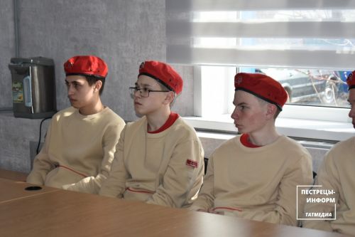 Военнослужащий из Пестречинского района встретился с молодежью