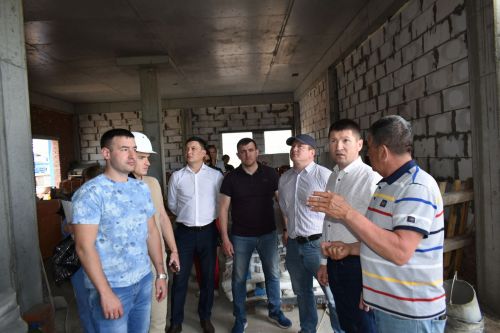 В Пестрецах рядом со спортивным залом «Меша» ведется строительство крытого футбольного манежа