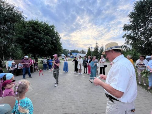 В Пестрецах провели праздник ко Дню соседей