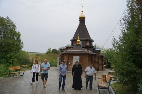 В селе Аркатово идет ремонт купели