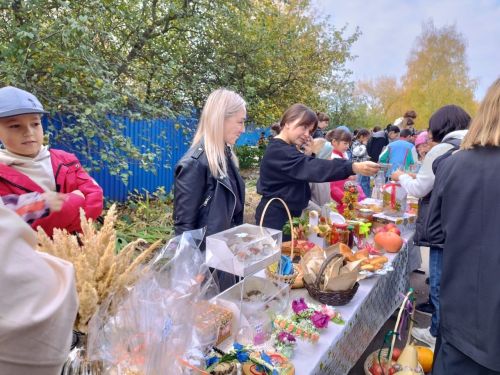 В пестречинской второй школе состоялась «Ярмарка добра»