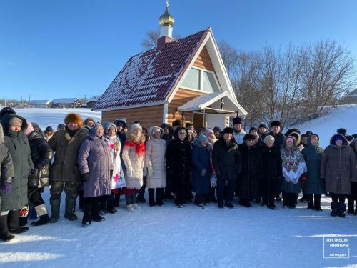 В селе Ковали Пестречинского района открыли часовню с купелью