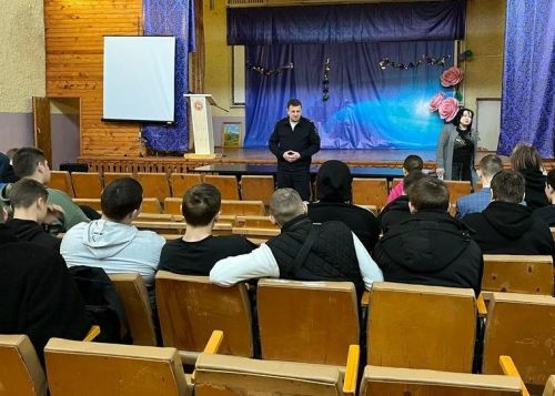 Сотрудники МВД Пестречинского района встретились со студентами