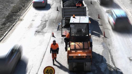 После вмешательства прокуратуры в селе Ленино-Кокушкино отремонтировали дорогу