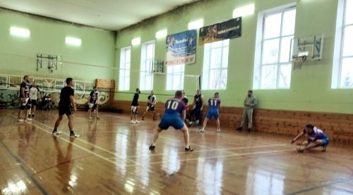 Пестречинские волейболисты провели игры десятого тура