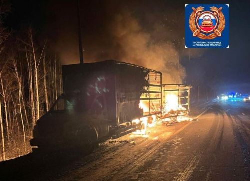 «ГАЗель» загорелась после столкновения с «КАМАЗом» на трассе в Пестречинском районе