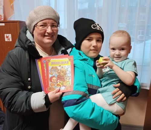 Пестречинские родители дарят книги детскому саду