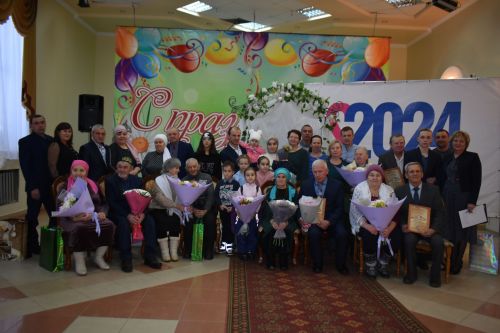 В Пестрецах чествовали пары, женатые 50 и 55 лет