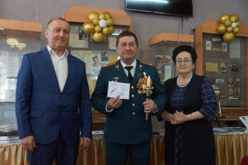 Наградили пестречинских серебряных волонтеров
