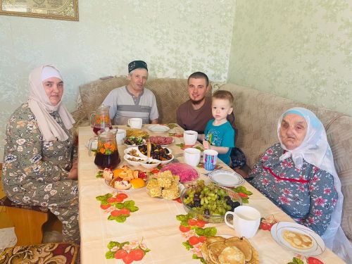 В Ураза-байрам пестречинцы собираются семьями