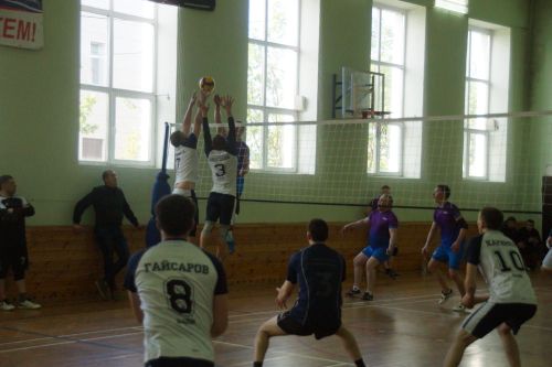 Шалинский «Легион» стал трехкратным чемпионом района по волейболу