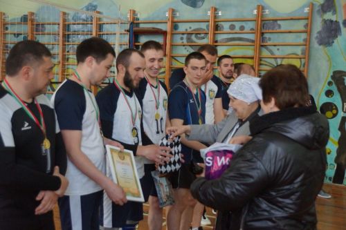 Шалинский «Легион» стал трехкратным чемпионом района по волейболу