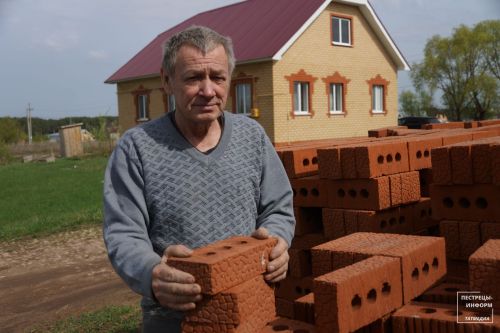 Гусман Миндубаев из села Шали: «Для кладки печки отбираются самые лучшие кирпичи»