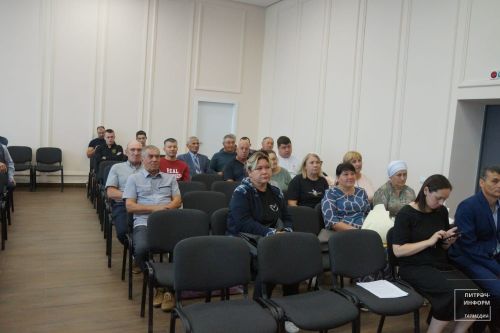 Питрәчтә спортчыларны, тренерларны һәм ветераннарны котладылар