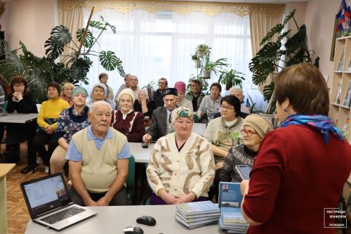 В Ленино-Кокушкино представили книгу к 100-летию школы