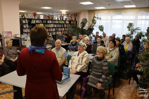 В Ленино-Кокушкино представили книгу к 100-летию школы