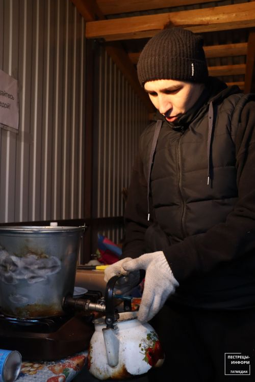 В селе Конь на базе местной мечети кипит волонтерская работа