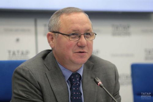 Руководитель «Татмедиа» Айдар Салимгараев поздравил журналистов с Днем печати РТ