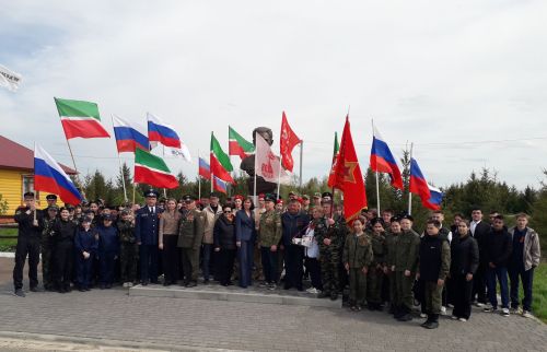 В Пестречинском районе прошел патриотический автопробег