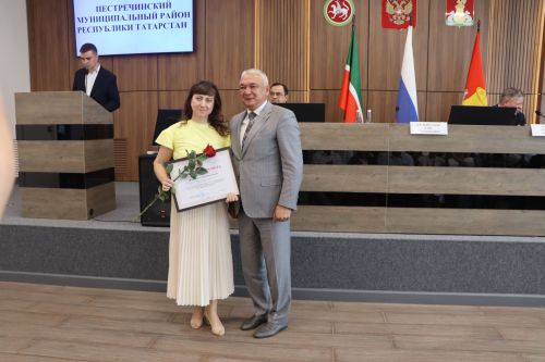 В Пестрецах состоялось торжественное награждение медицинских работников